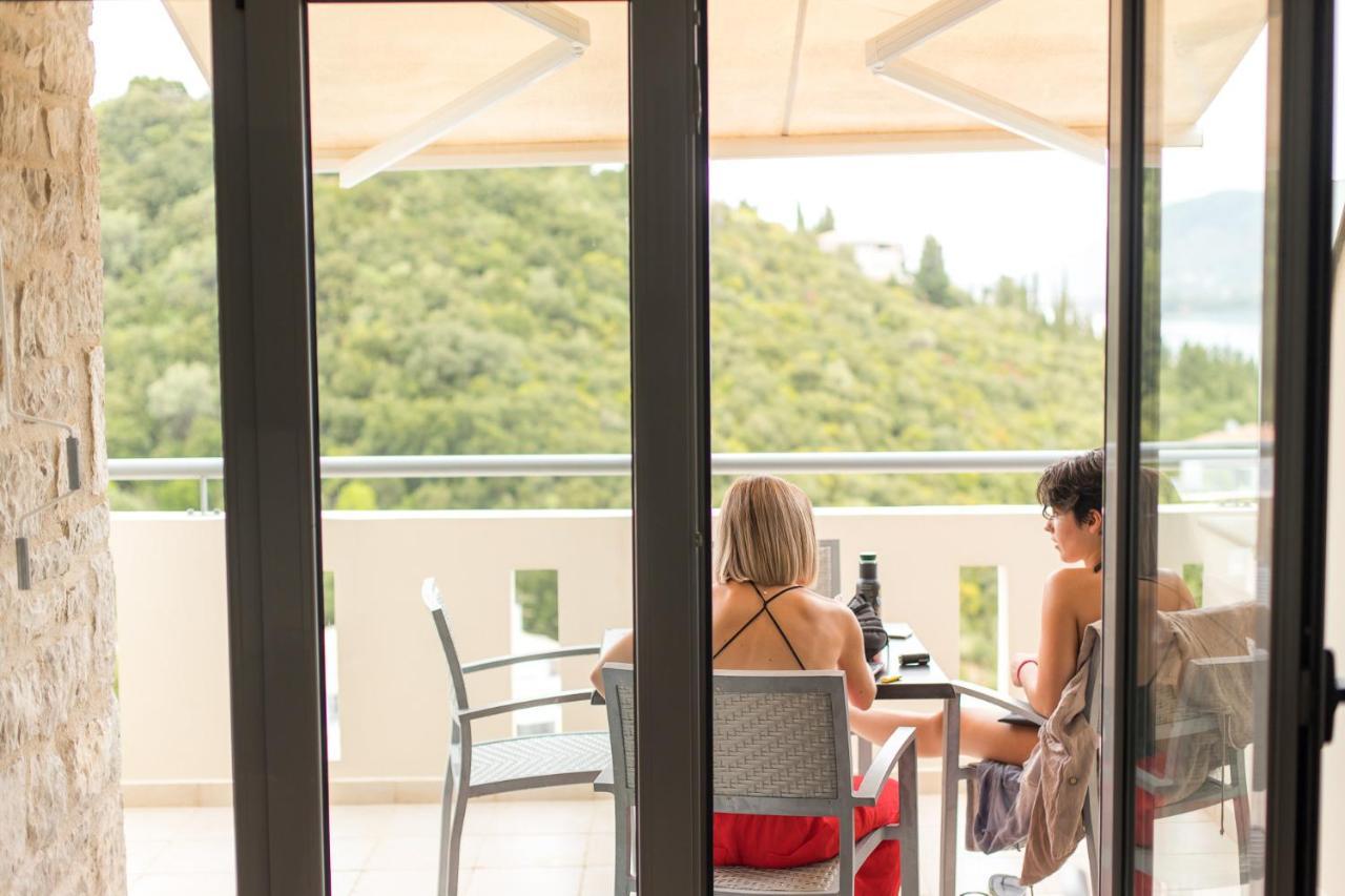 Thealos Village Aparthotel Lefkada Ліґія Екстер'єр фото